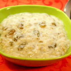 Рецепт Овсяной каши с изюмом