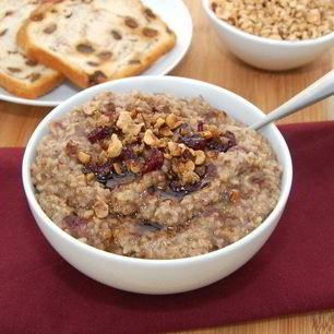 Рецепт Овсяной каши с сушеной вишней и фундуком