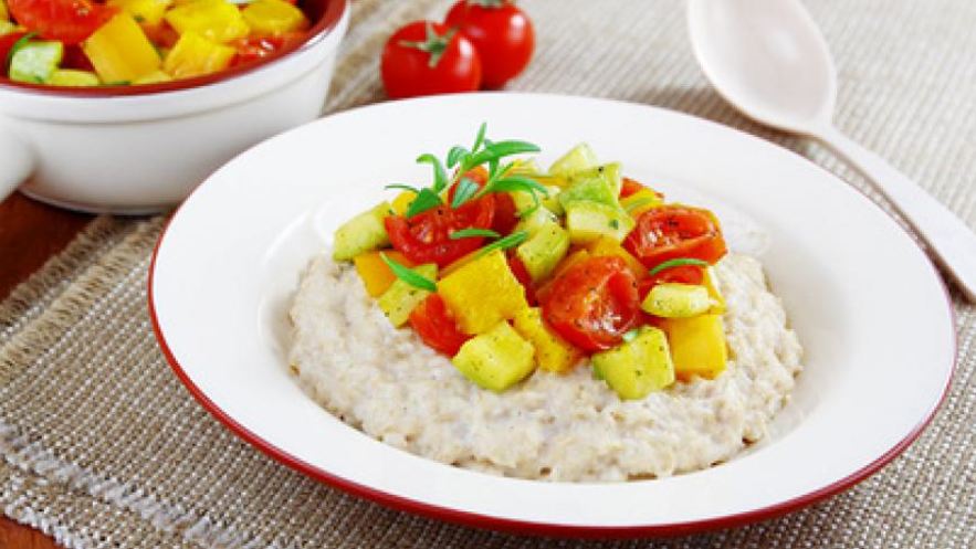 Рецепт овсяной каши с запеченными овощами и розмарином