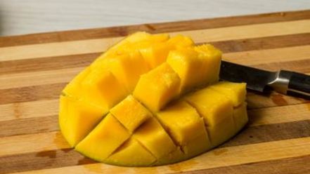 Рецепт овсяной каши со сгущенкой и манго