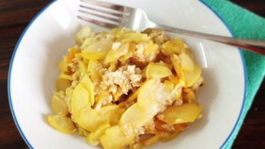 Рецепт овсянки с яблоками, грушами и курагой