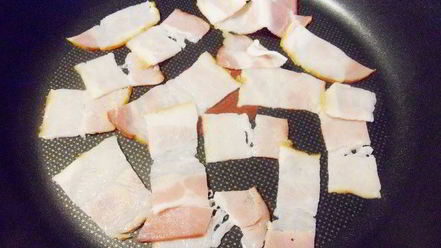 Рецепт пикантной овсянки с беконом и сыром