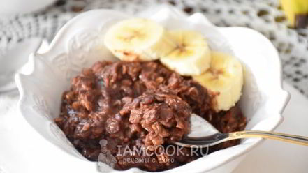 Рецепт шоколадной овсяной каши с бананом