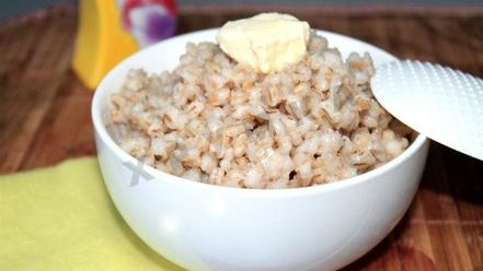 Рецепт перловой каши на воде со сливочным маслом в мультиварке