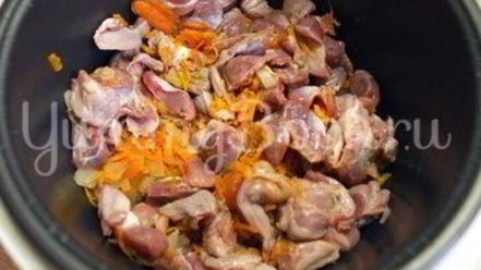 Рецепт перловой каши с куриными желудочками в мультиварке