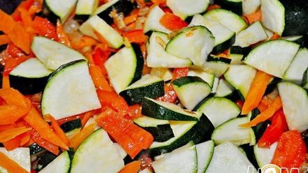 Рецепт перловой каши с тунцом и овощами