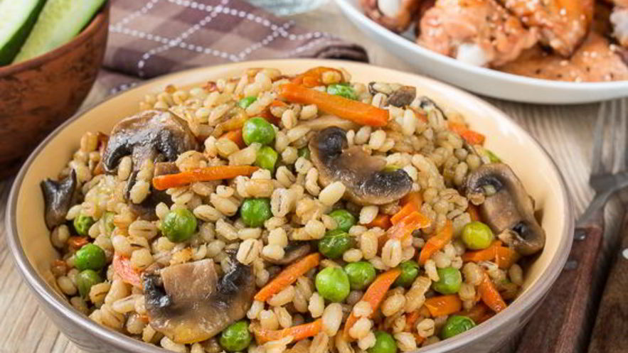 Рецепт перловки с грибами и зеленым горошком
