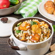 Рецепт Перловки с лисичками и овощами