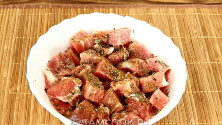 Рецепт перловки с мясом в горшочке в духовке