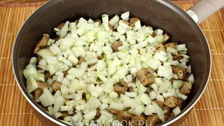 Рецепт перловки с мясом в горшочке в духовке