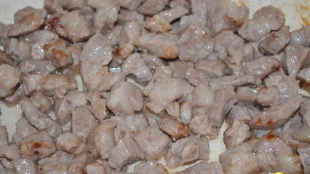 Рецепт перловки со свининой и грибами в томатном соусе