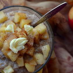 Рецепт Пшеничной каши с томлеными яблоками