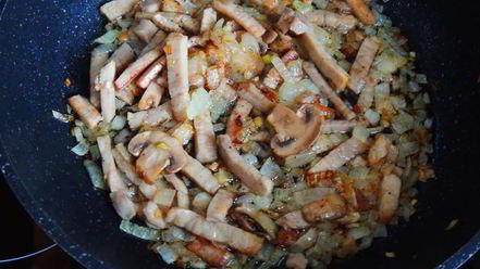 Рецепт каши пшенной с бужениной в горшочках