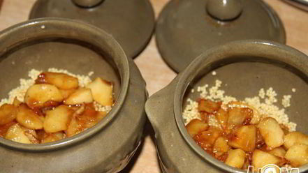 Рецепт пшенной каши с карамельными яблоками