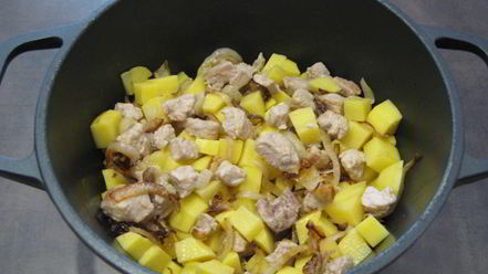 Рецепт пшенной каши с картофелем и свининой