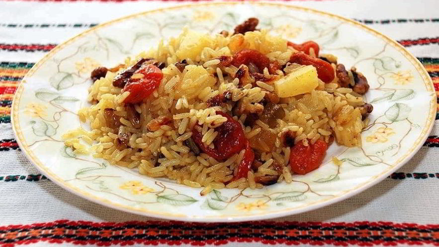 Рецепт постной рисовой каши с сухофруктами