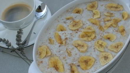 Рецепт рисовой каши с бананами и мускатным орехом