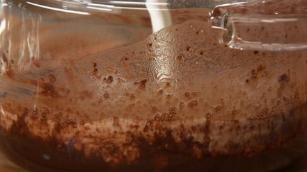 Рецепт рисовой каши с банановой карамелью и какао