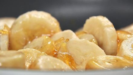 Рецепт рисовой каши с банановой карамелью и какао