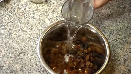 Рецепт рисовой каши с изюмом и молоком