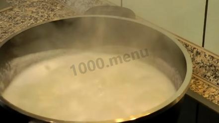 Рецепт рисовой каши с изюмом и молоком