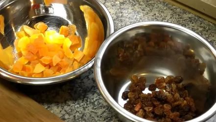 Рецепт рисовой каши с изюмом и молоком