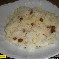 Рецепт Рисовой каши с изюмом в мультиварке на молоке