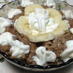 Рецепт Рисовой каши с какао и взбитыми сливками