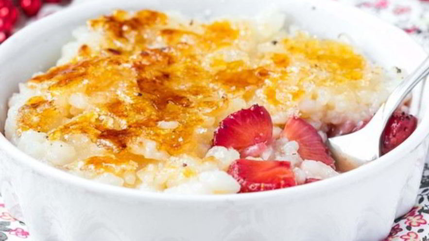 Рецепт рисовой каши с крем-брюле