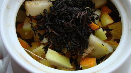 Рецепт фруктового чая с чабрецом и пряностями