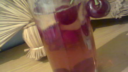 Рецепт холодного чая с вишней