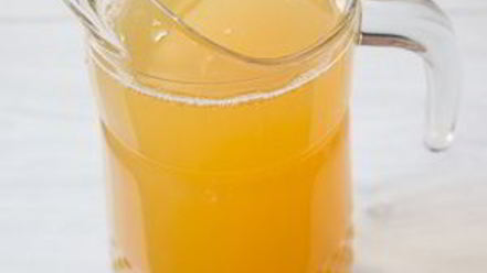 Рецепт холодного зеленого чая с лимоном и медом