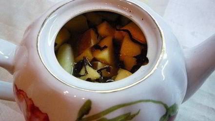 Рецепт яблочного чая с апельсином и корицей