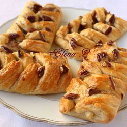 Рецепт Датских булочек с пеканом и кленовым сиропом
