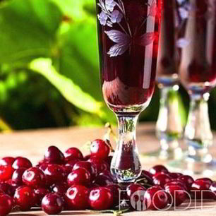 Рецепт Домашнего вина из вишни с косточками