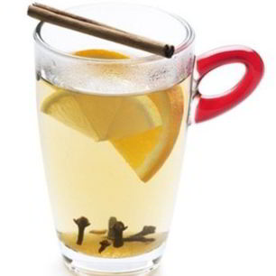 Рецепт Глинтвейна из белого сухого вина с ромом и изюмом