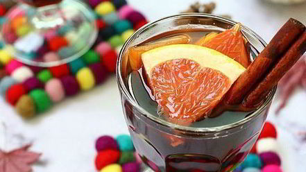 Рецепт глинтвейна с грейпфрутом и яблоком