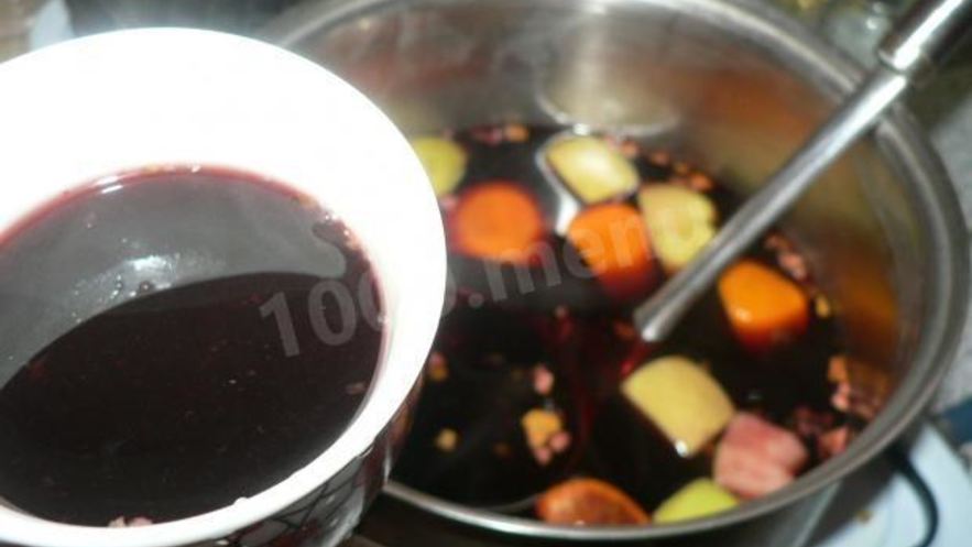 Рецепт глинтвейна с приправой магги и фруктами