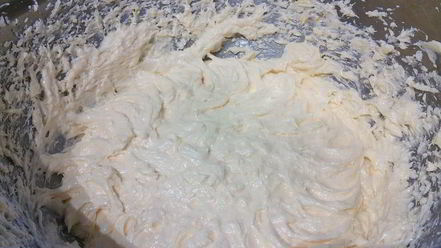 Рецепт шоколадного гугельхупфа с вишней на глинтвейне