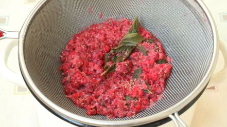 Рецепт малинового киселя с мятой