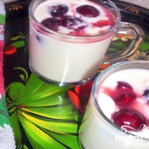 Рецепт Молочного киселя с ягодами Шарлотт