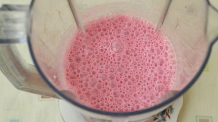 Рецепт клубнично-вишневого коктейль