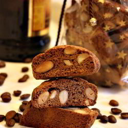 Рецепт Кантуччей с эспрессо и марципаном