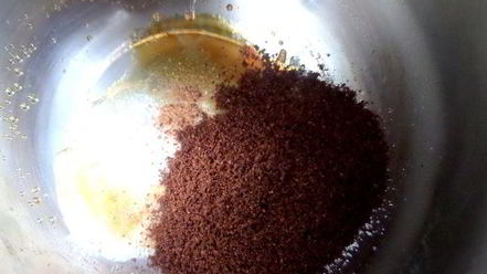 Рецепт карамельного кофе под сливочной шапочкой