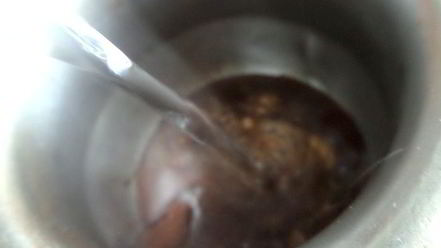 Рецепт карамельного кофе под сливочной шапочкой