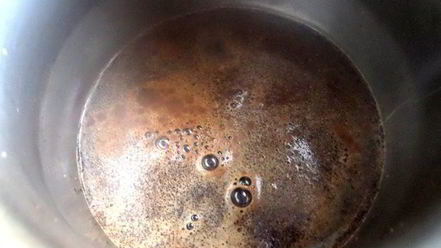 Рецепт карамельного кофе под сливочной шапочкой