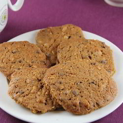 Рецепт Хрустящих кофейных печений с шоколадом и грецкими орехами