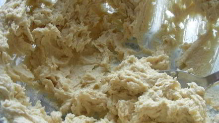 Рецепт хрустящих кофейных печений с шоколадом и грецкими орехами