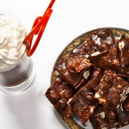 Рецепт Кофейного коктейля с персиками