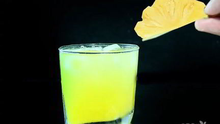 Рецепт Коктейля с манго и ананасом